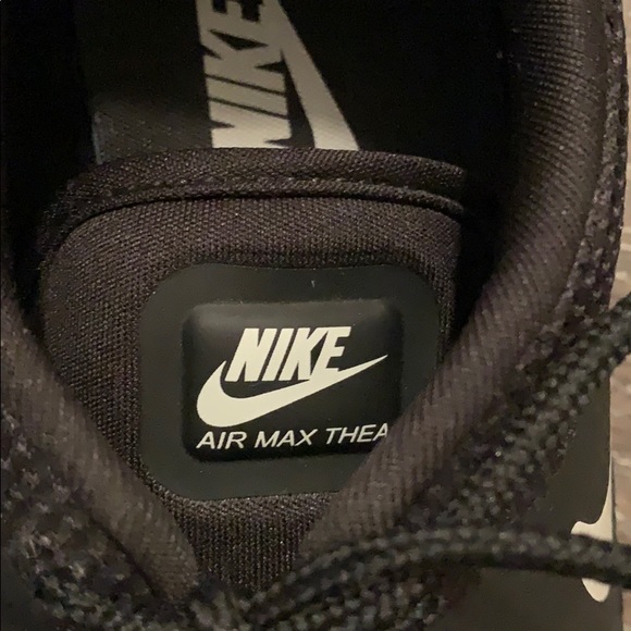 Black Nike Air Max Thea - Picture 5 of 6